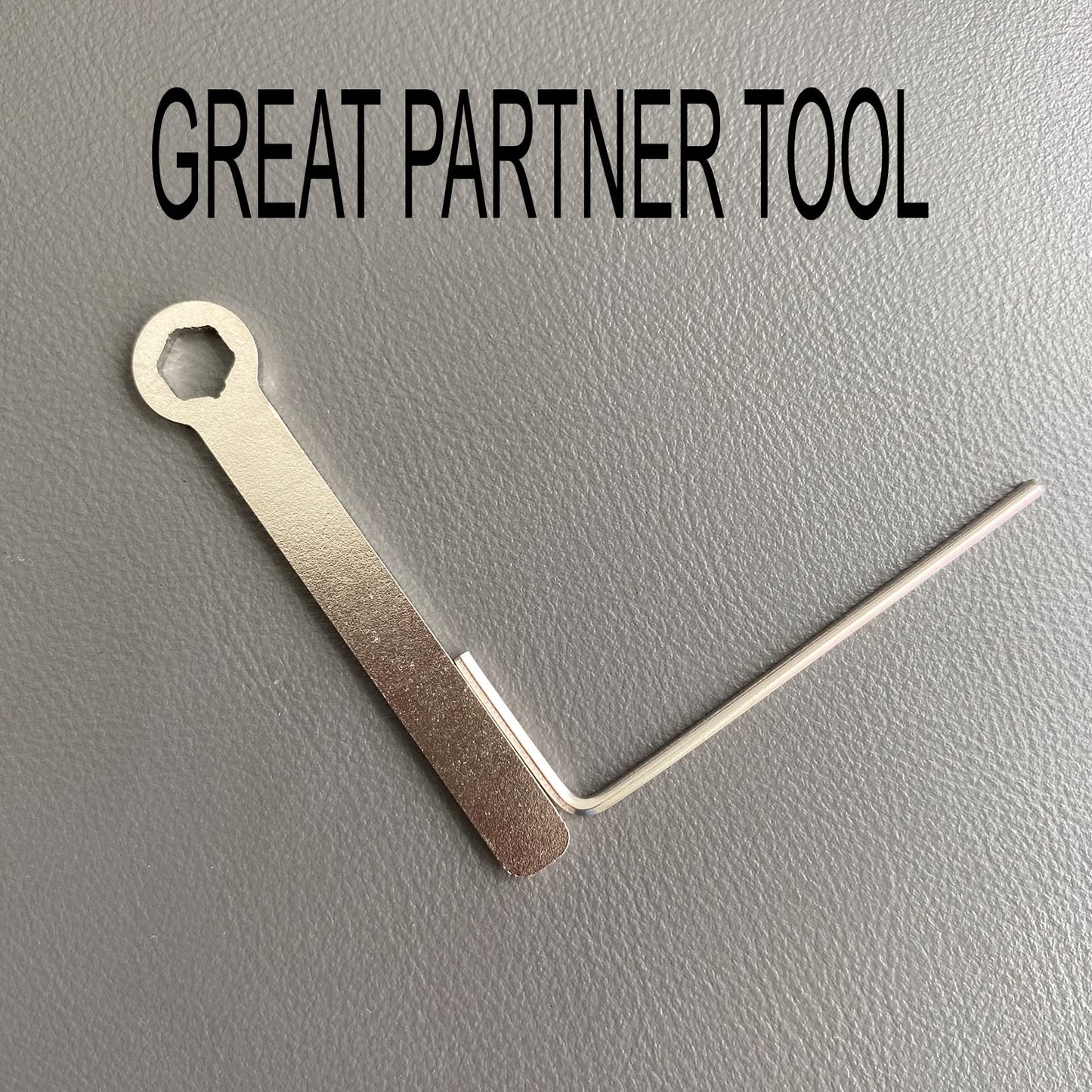 CW Keyer Wrench and Allen set, featuring a 5.5mm wrench and a 1.5mm hex key. Crafted from durable metal.